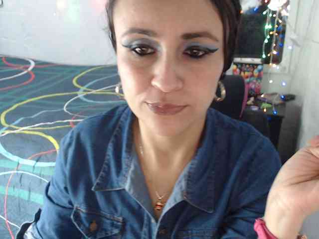 samanthasquirt1212 webcam