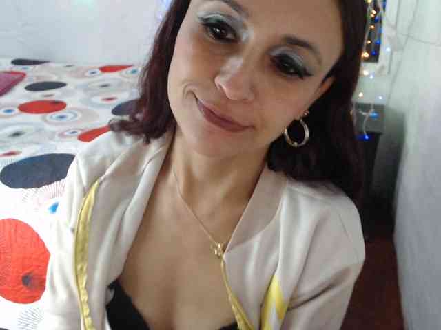 samanthasquirt1212 webcam