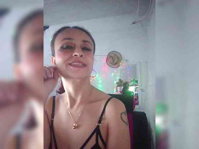 samanthasquirt1212 webcam