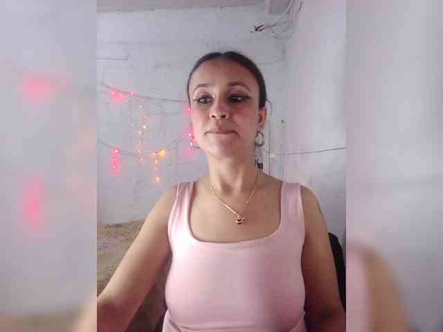 samanthasquirt1212 webcam