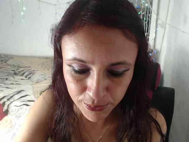 samanthasquirt1212 webcam