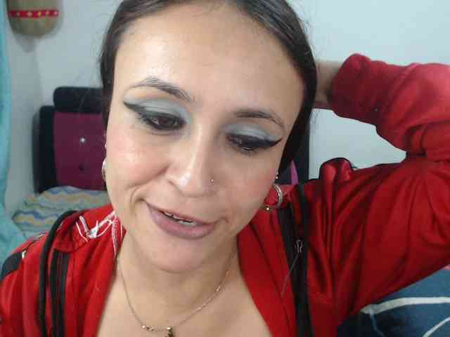 samanthasquirt1212 webcam