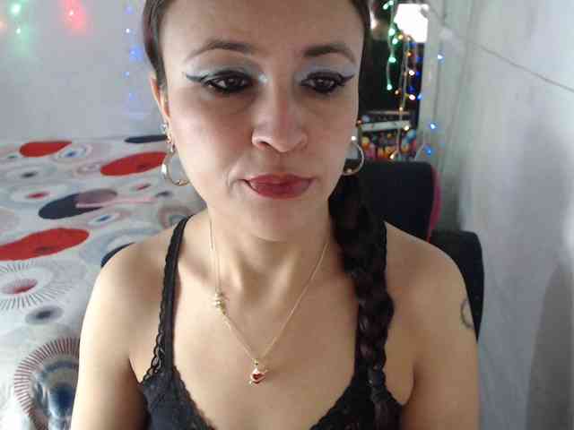 samanthasquirt1212 webcam