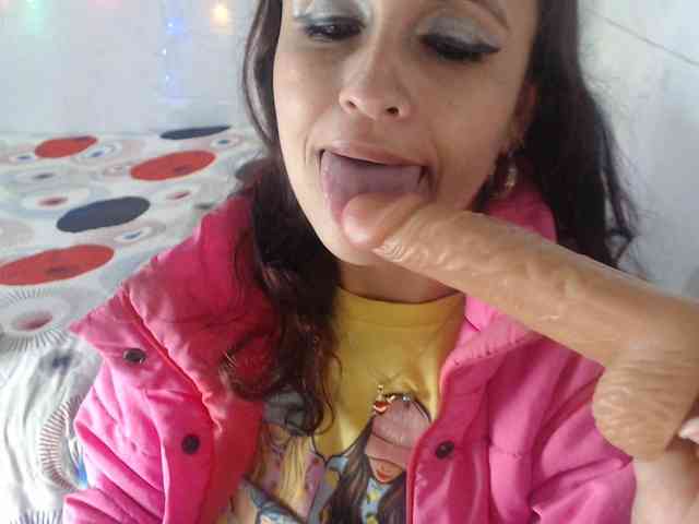 samanthasquirt1212 webcam