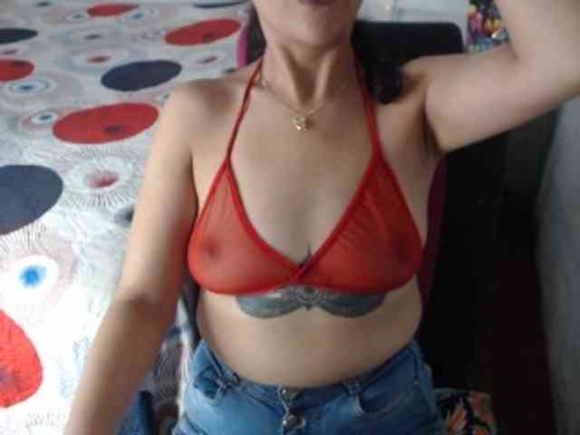 samanthasquirt1212 webcam