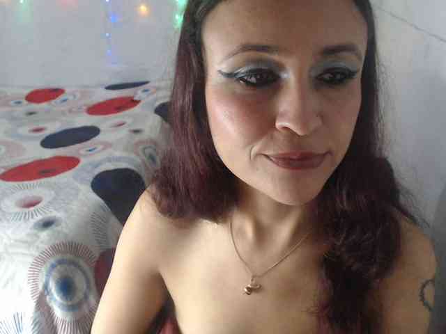 samanthasquirt1212 webcam