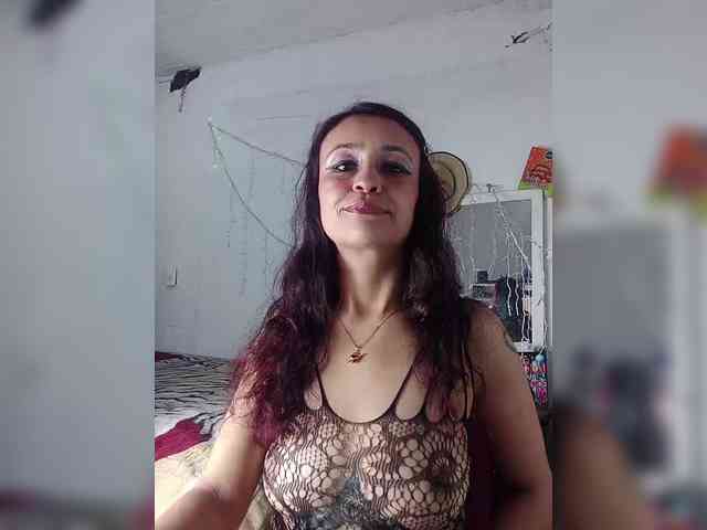 samanthasquirt1212 webcam