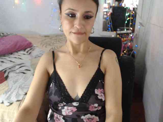 samanthasquirt1212 webcam