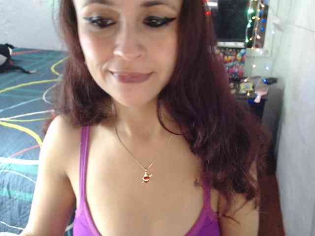 samanthasquirt1212 webcam