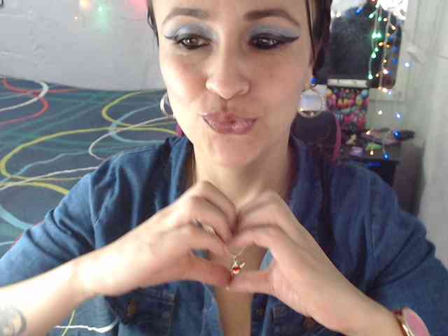 samanthasquirt1212 webcam