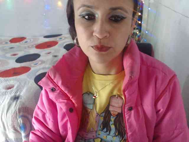 samanthasquirt1212 webcam