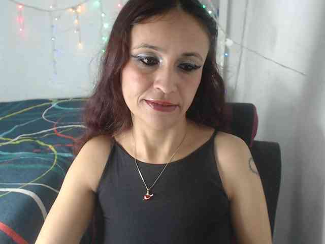 samanthasquirt1212 webcam