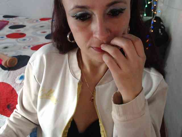 samanthasquirt1212 webcam