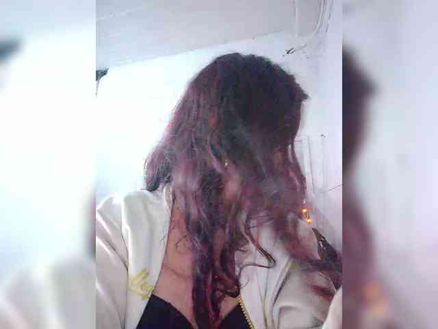 samanthasquirt1212 webcam