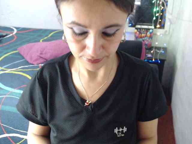 samanthasquirt1212 webcam