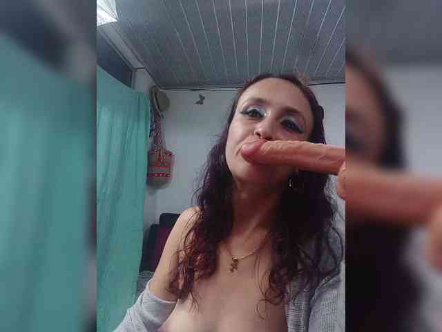 samanthasquirt1212 webcam