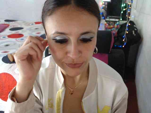 samanthasquirt1212 webcam