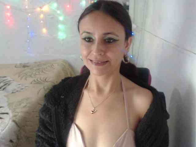 samanthasquirt1212 webcam