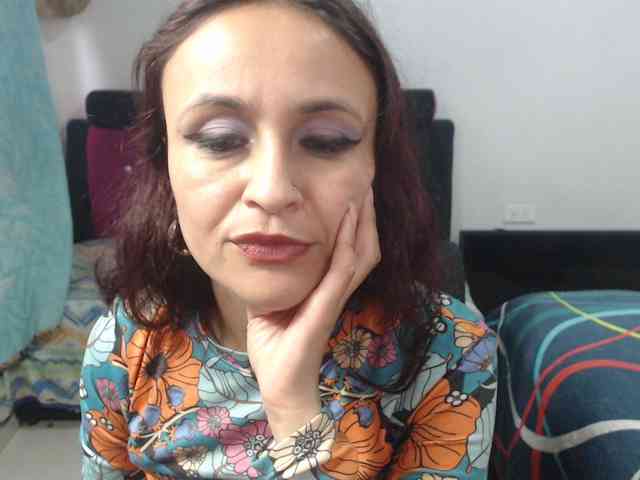 samanthasquirt1212 webcam