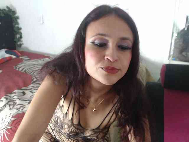 samanthasquirt1212 webcam