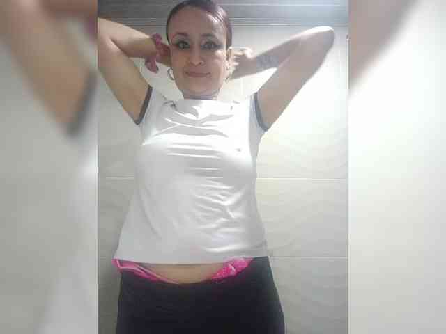 samanthasquirt1212 webcam