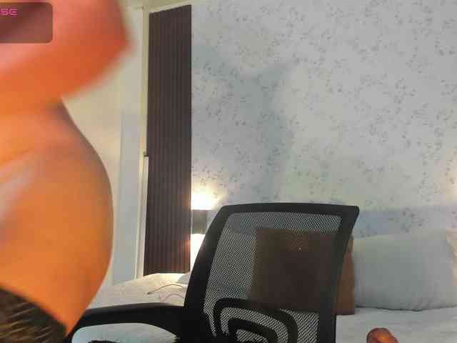 Crazy-babyy webcam