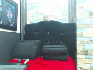 chicholina-bigtits Porn Show