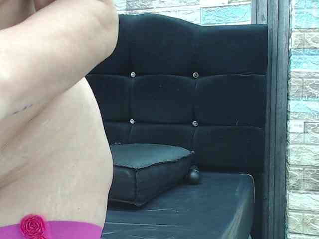 chicholina-bigtits webcam