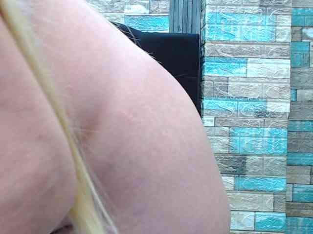 chicholina-bigtits webcam