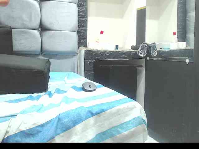 chicholina-bigtits webcam