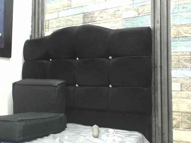 chicholina-bigtits webcam