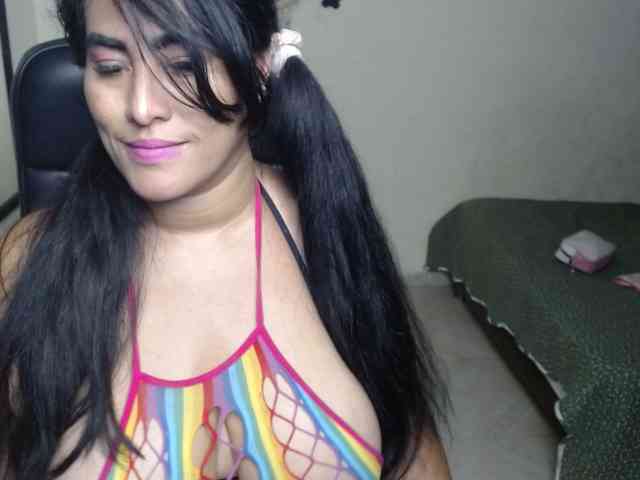 Deboralo123 Live Webcam on BongaCams