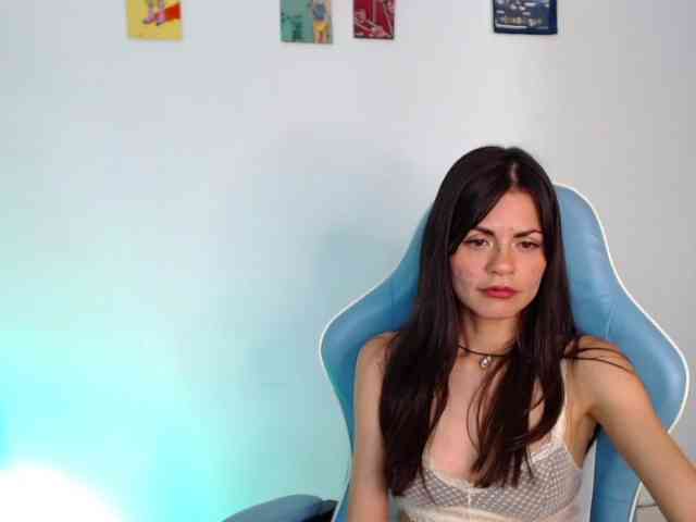 Callmebluee webcam