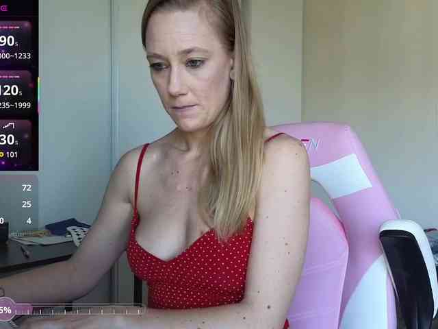 sexyscienceteacher90 webcam