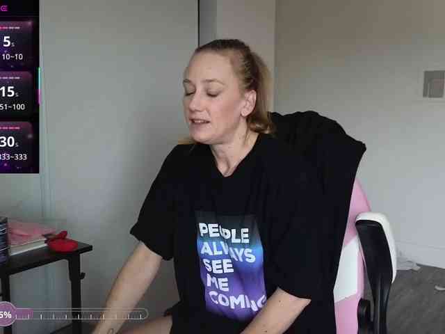 sexyscienceteacher90 webcam