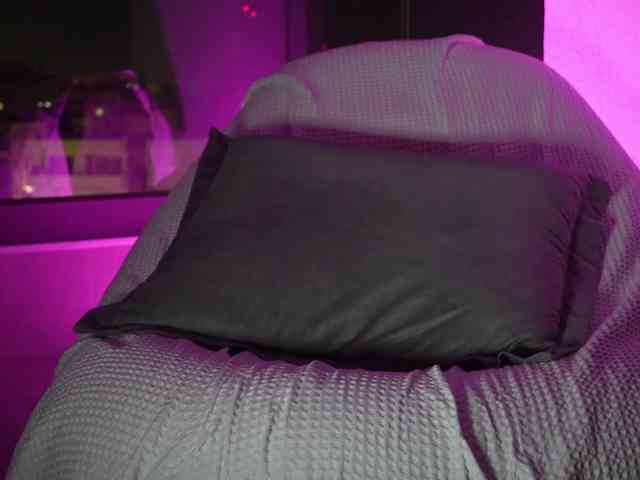 HotBella webcam