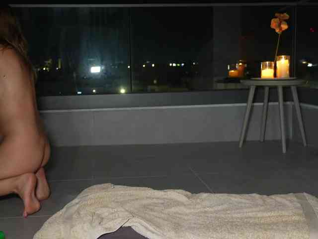 HotBella webcam