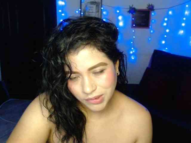 Liasmith2118 Live Webcam on BongaCams