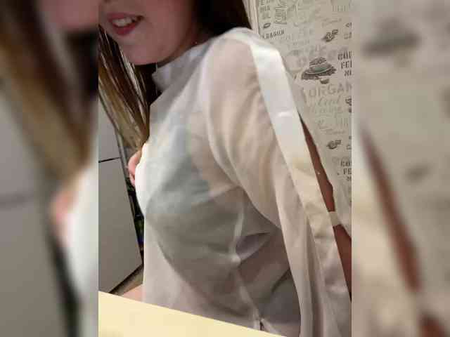 Alena121 webcam