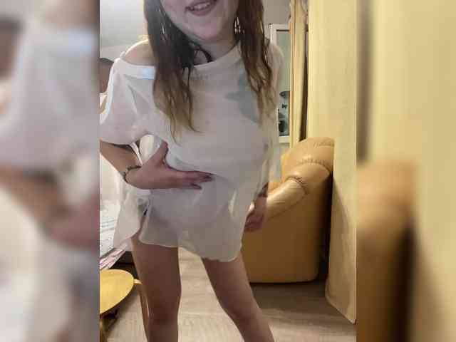 Alena121 webcam