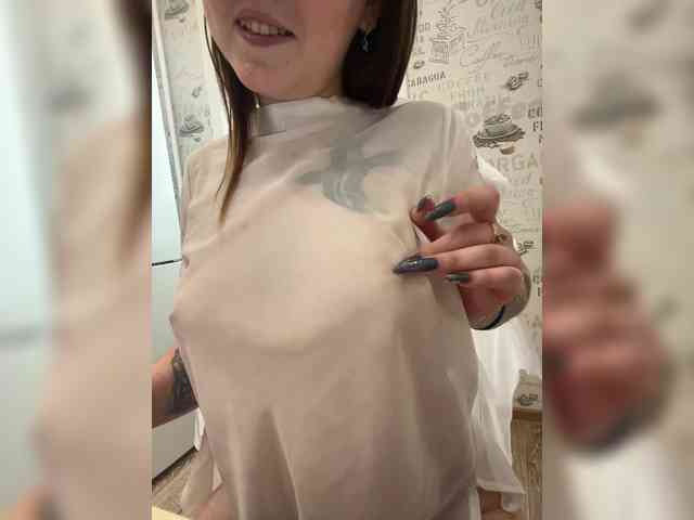 Alena121 webcam