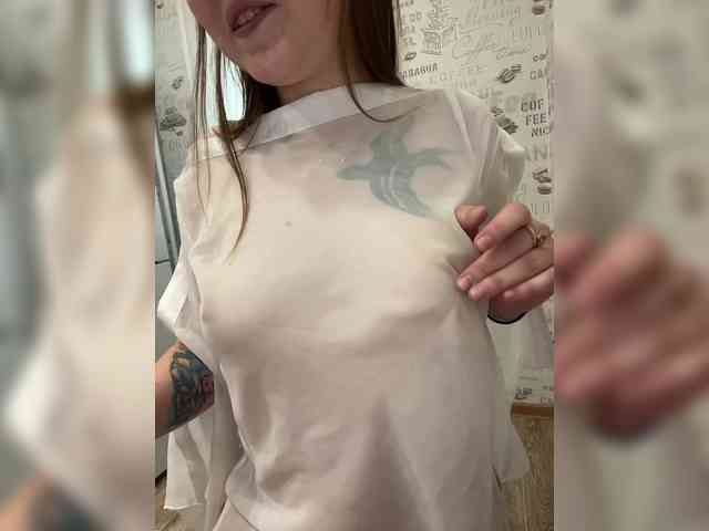 Alena121 webcam