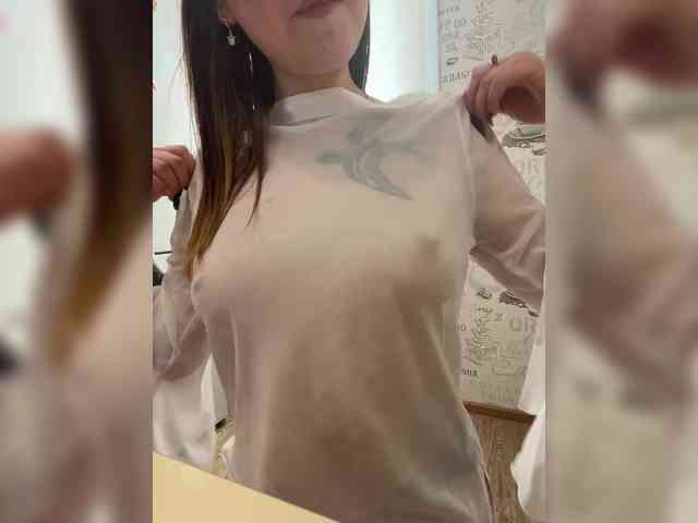 Alena121 webcam