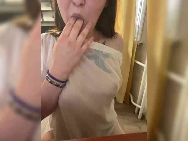 Alena121 webcam