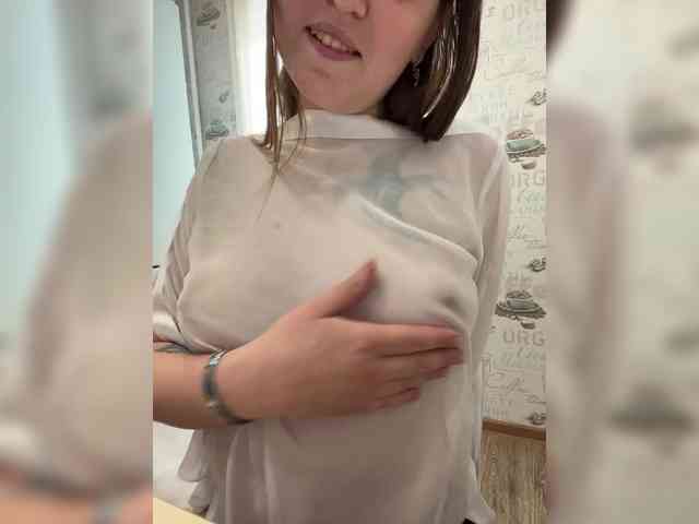 Alena121 webcam
