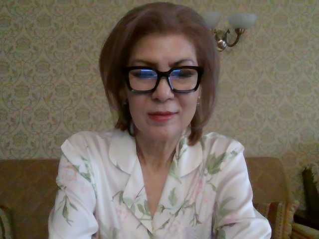 Elegant00Lady's BongaCams show and profile