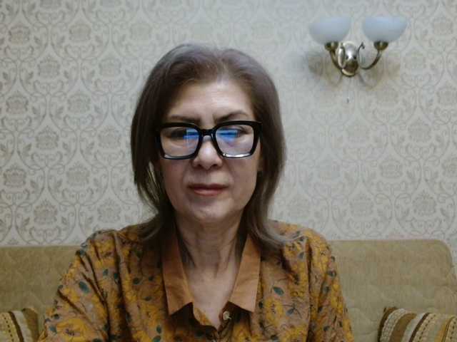 ElegantLady00 webcam