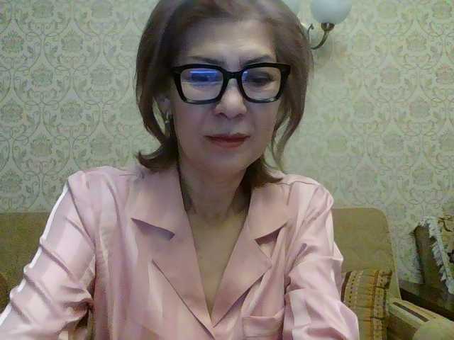 Elegant00Lady's BongaCams show and profile