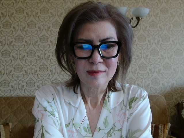 Elegant00Lady's BongaCams show and profile