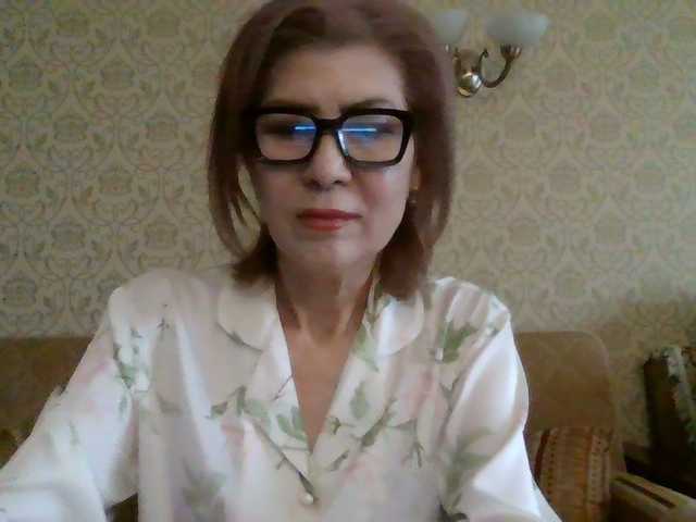 Elegant00Lady from BongaCams